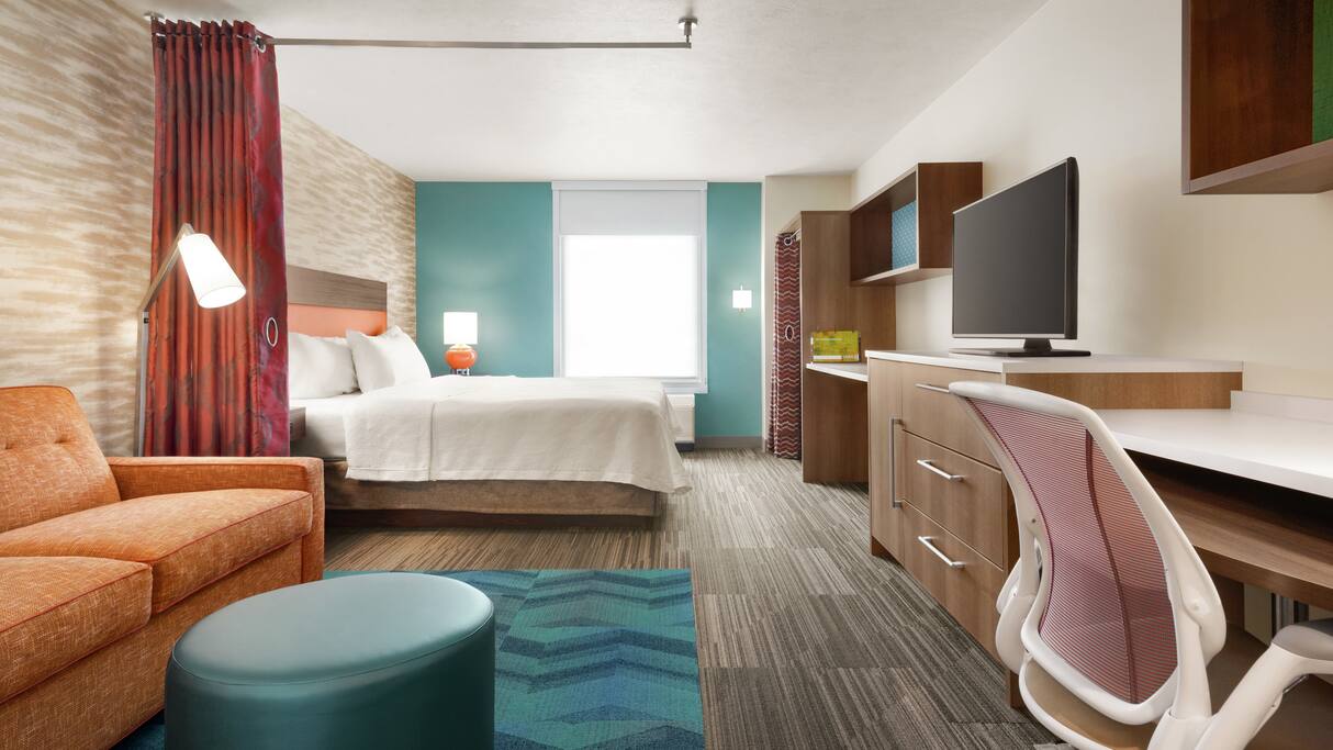 Home2 Suites by Hilton Bloomington Normal - photo 34