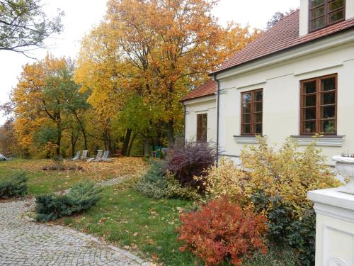 Gospodarstwo Agroturystyczne Dworek Janowicki — Aleksandrow — photo 4