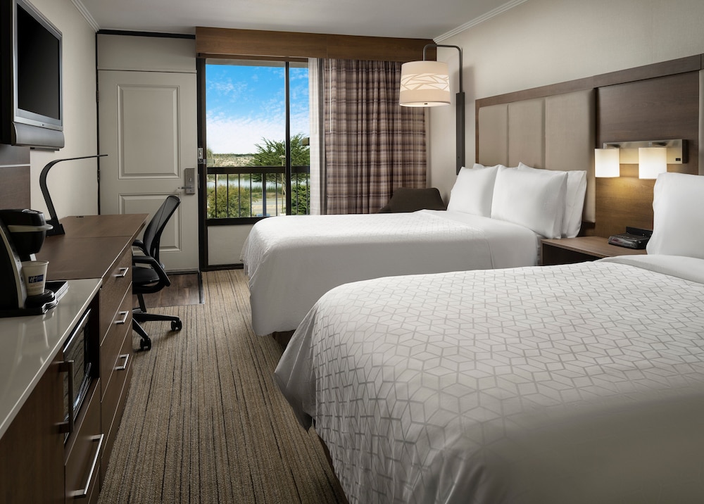 Holiday Inn Express at Monterey Bay by IHG - photo 5