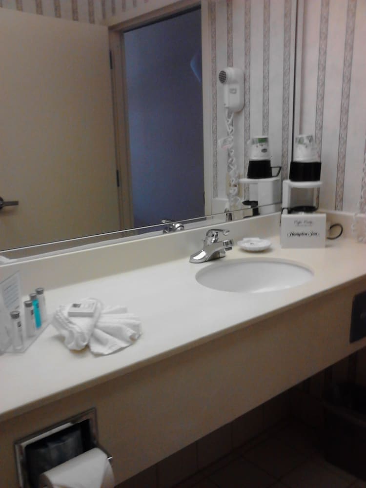 Hampton Inn Atlanta Woodstock - photo 23