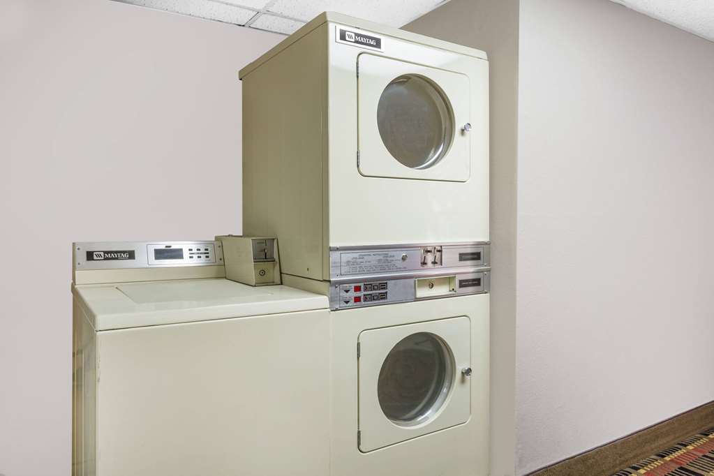 Super 8 by Wyndham Holbrook - photo 7