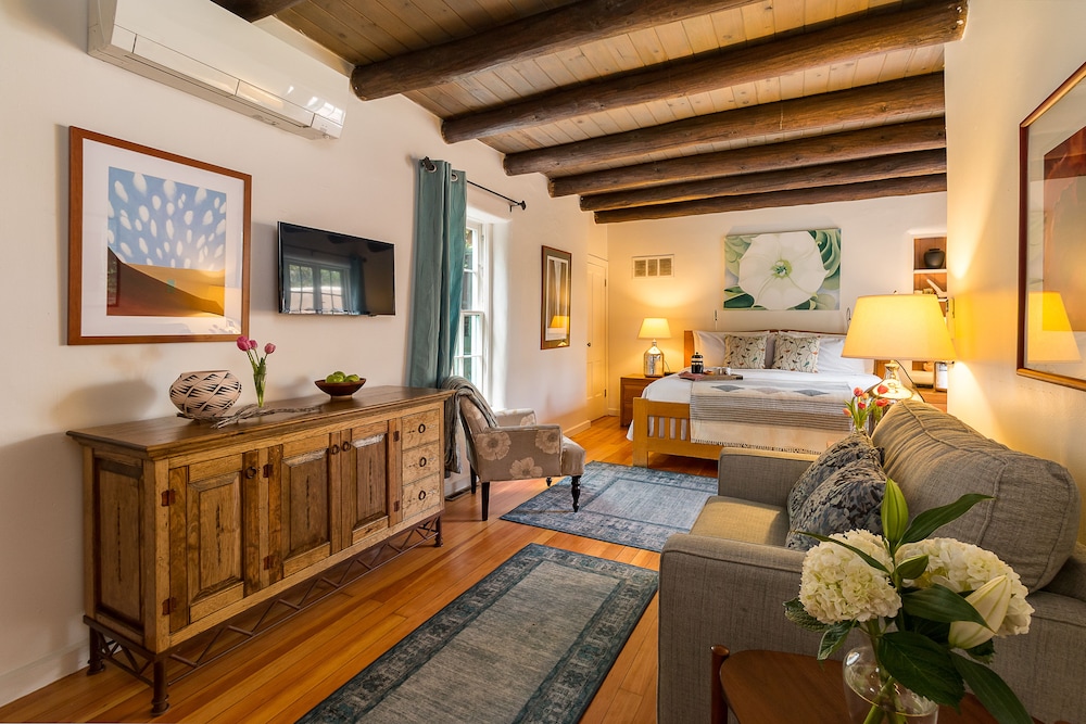 Inn Of The Turquoise Bear - photo 20
