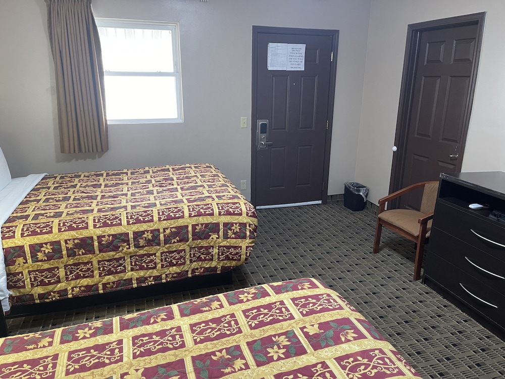 Economy Inn And Suites Ashtabula - photo 7