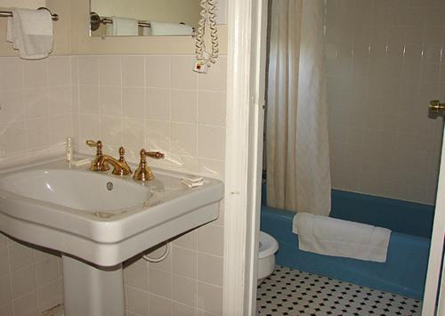 Swiss Motel - photo 7