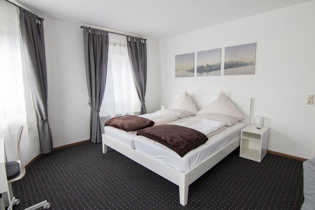 Hotel Restaurant Adria Kroatien - carbon neutral hotel in Bad Ems