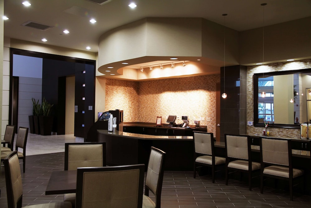 Embassy Suites Ontario Airport - photo 33