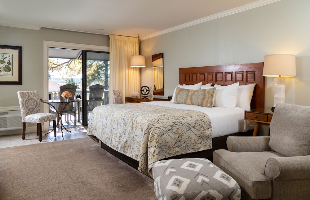 Refuge Inn - photo 18
