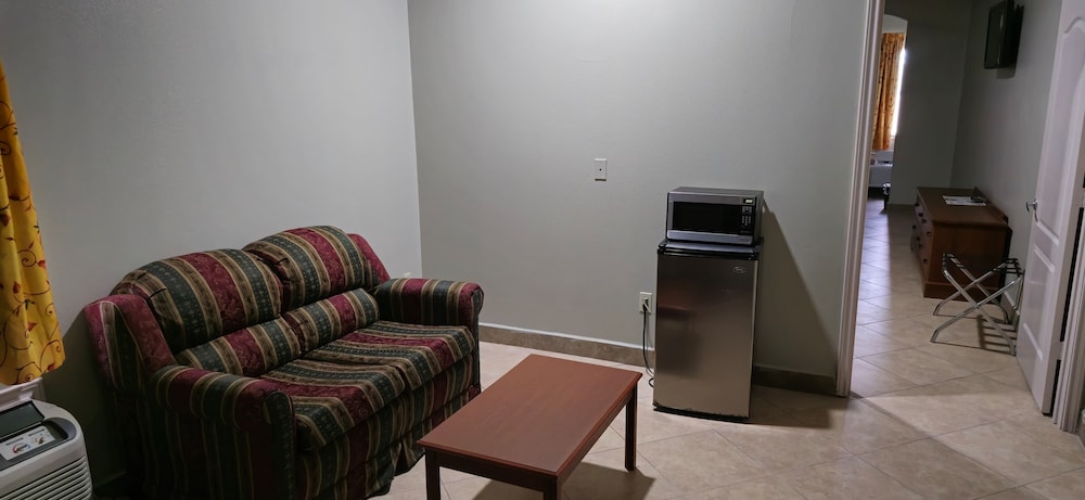 Texas Inn and Suites RGV - photo 28