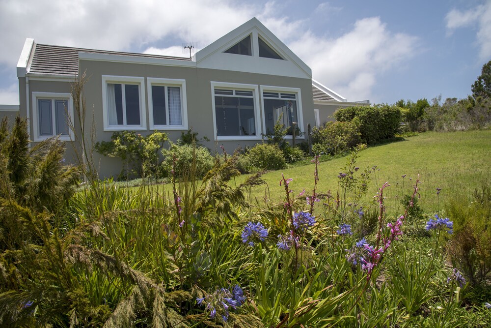 20 Dunnage — 4-Star Luxury Hotel in Knysna, South Africa