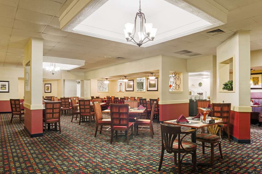 Red Lion Hotel & Conference Center Cheyenne - photo 34