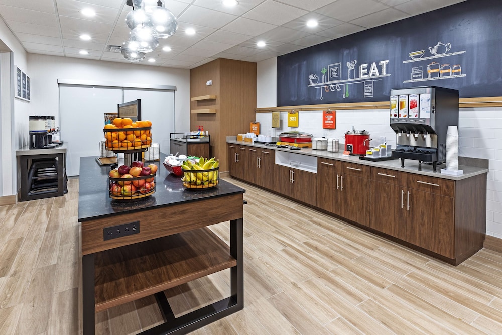Hampton Inn & Suites by Hilton Canyon - photo 28