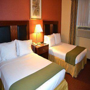 Red Roof Inn Queens - photo 2