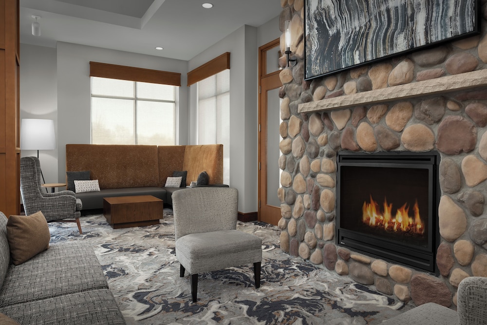 Hilton Garden Inn Cedar Falls - photo 7