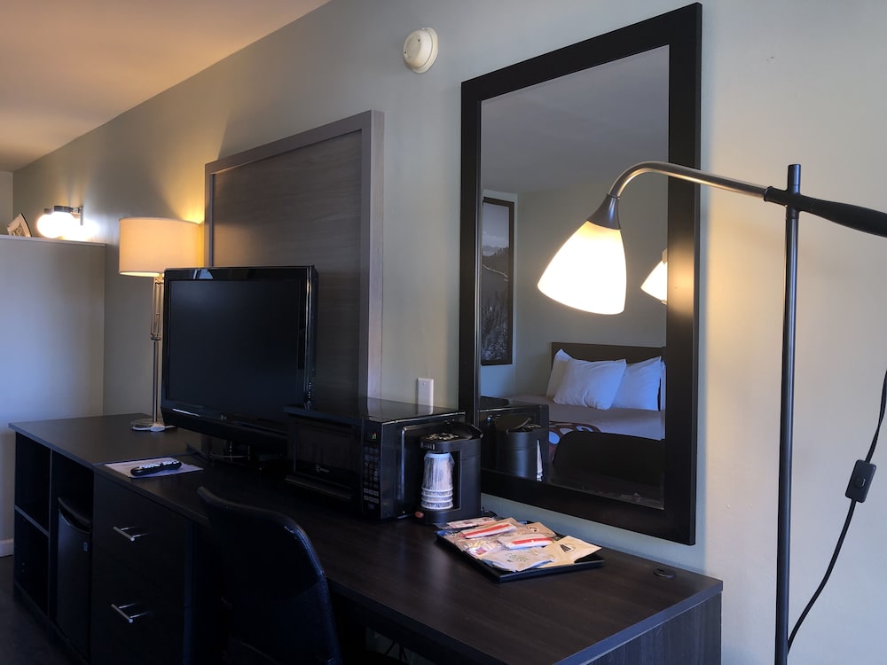 Hotel Elevation - photo 8
