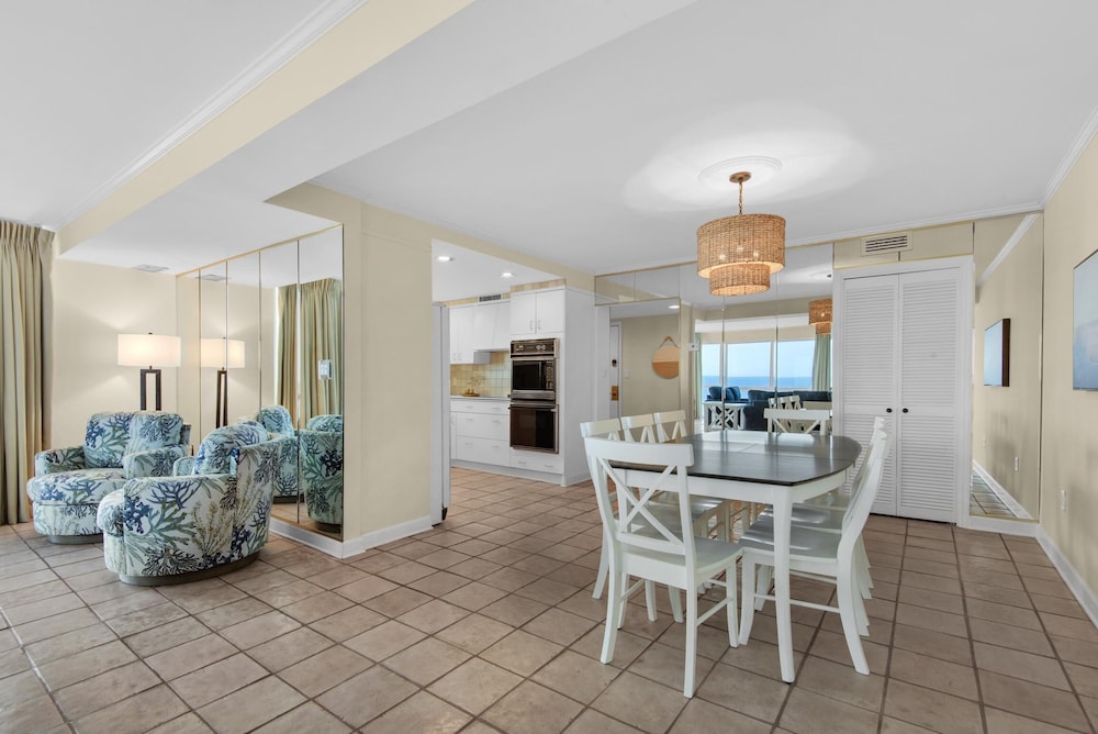 Shoreline Towers 1081 - photo 28