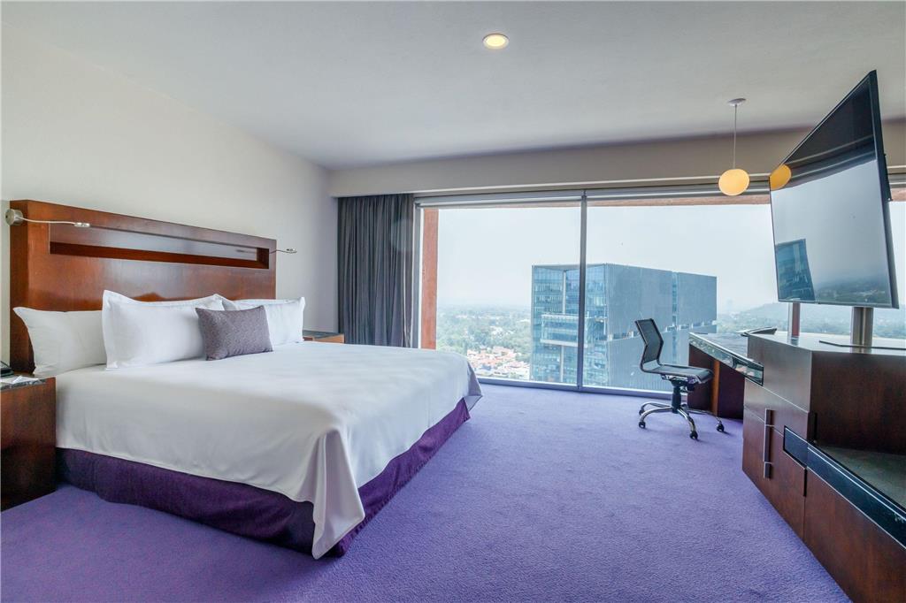 Master Suite king