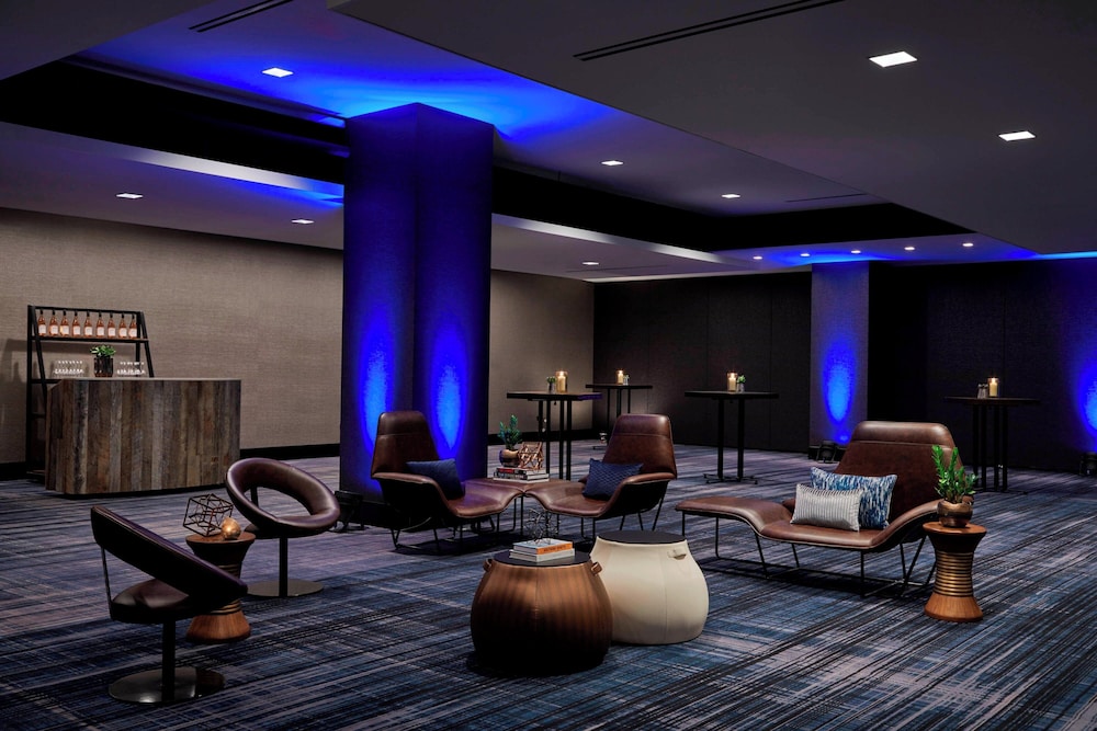 Renaissance Nashville Hotel - photo 9