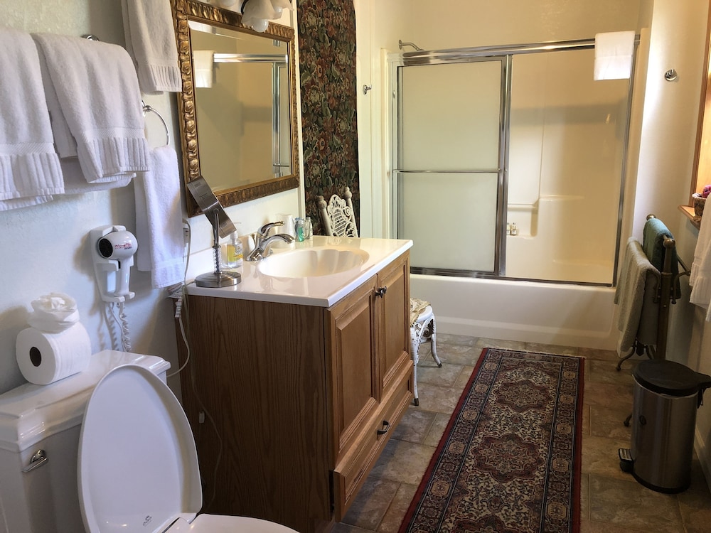 Echo Canyon Spa Resort - photo 82