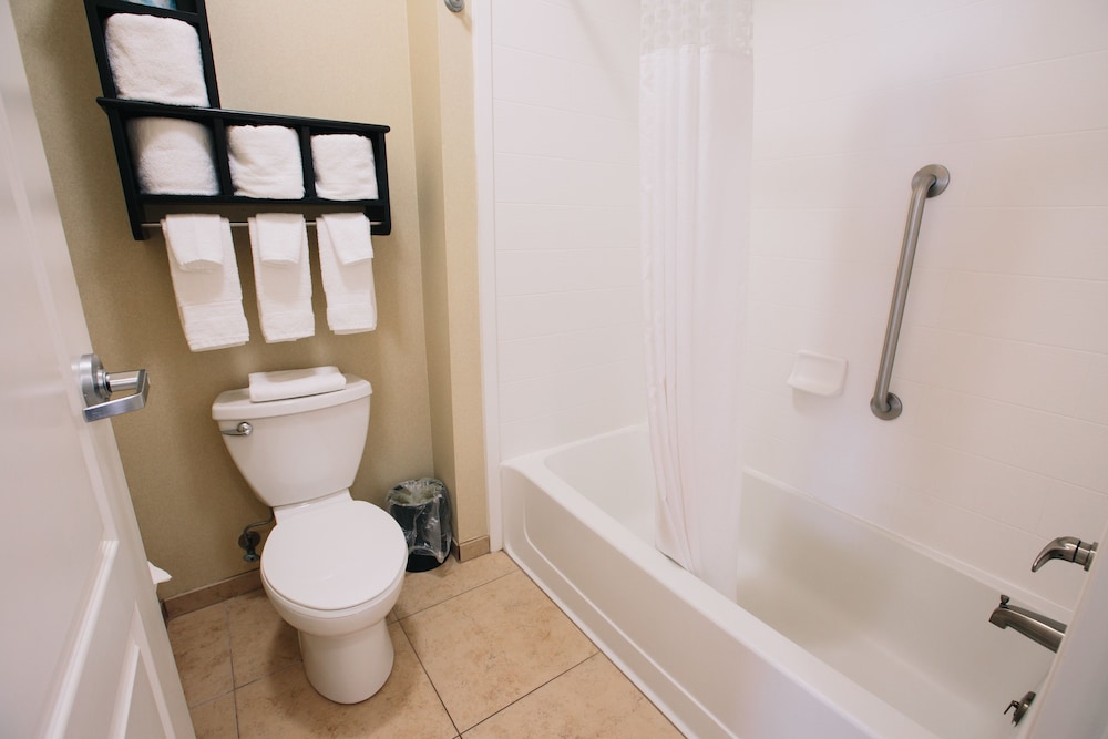 Hampton Inn & Suites Effingham - photo 46