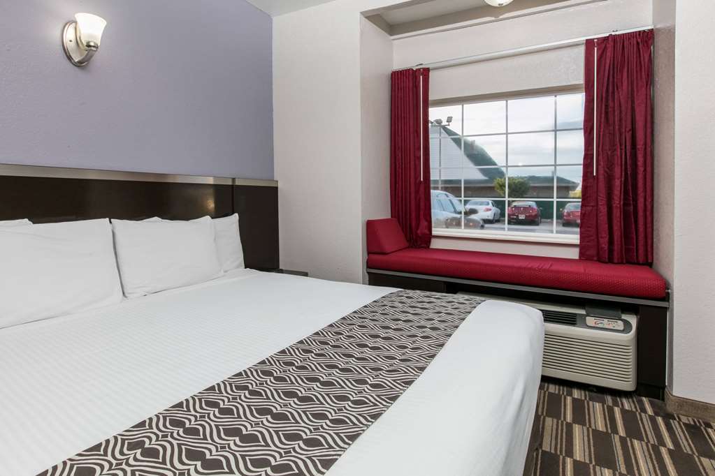 Microtel Inn & Suites by Wyndham Oklahoma City Airport - photo 13