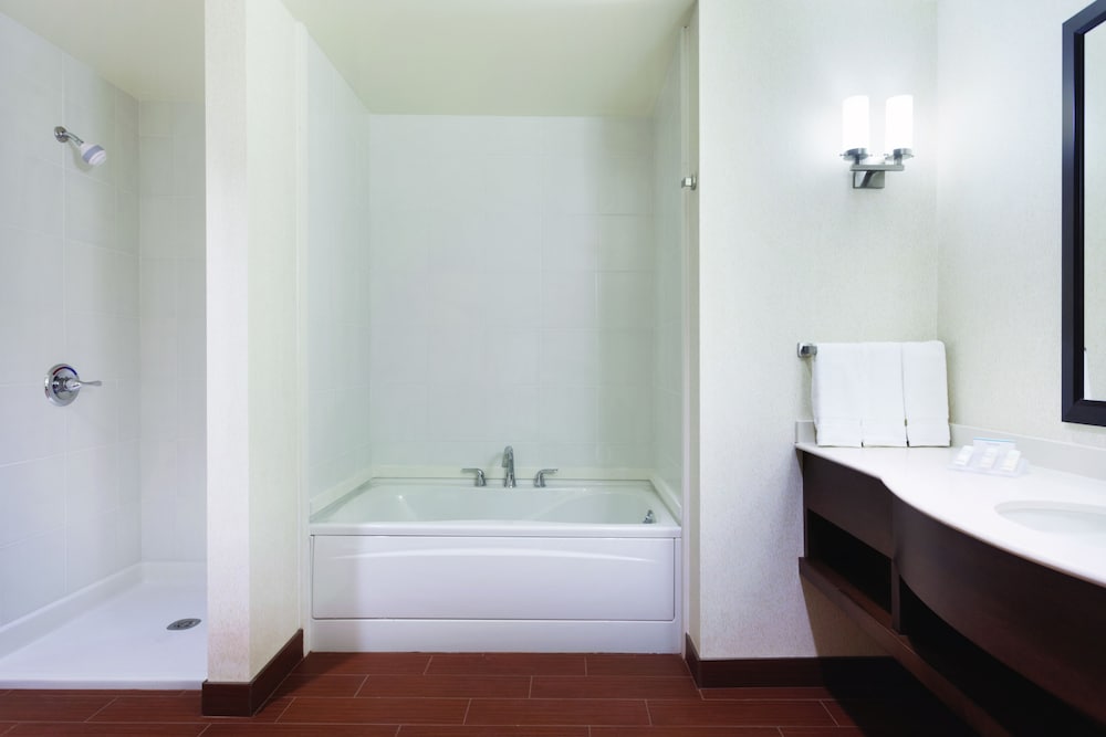 Hilton Garden Inn Rochester Downtown NY - photo 37