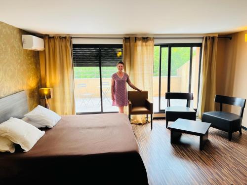 L'Hotel De La Bourse A Bagnols Sur Ceze — hotel in Bagnols-Sur-Ceze