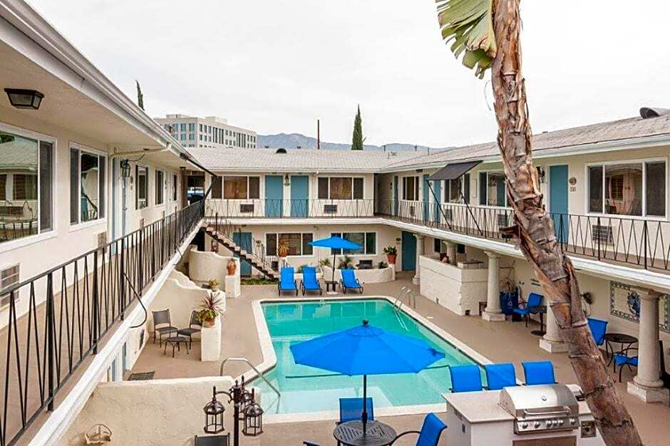 Burbank Inn - photo 11