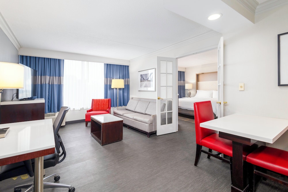 Holiday Inn Weirton Steubenville Area by IHG - photo 11
