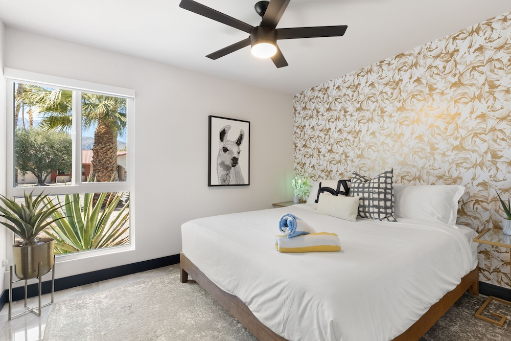 The Llama House by Avantstay Featured on Hgtv Resort Style Pool & Spa Permit#4277 - photo 3