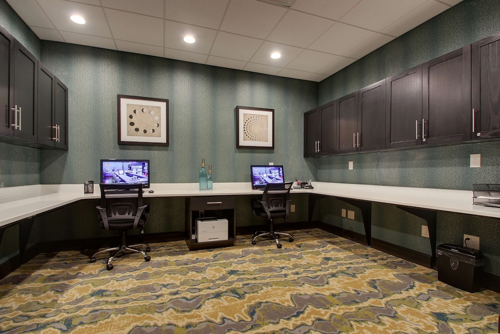 Hampton Inn & Suites Knightdale Raleigh - photo 63