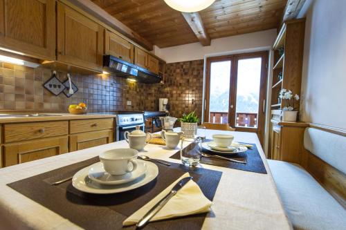 Panorama Apartment Pizaut — 4-Star Luxury Hotel in Ortisei, Italy