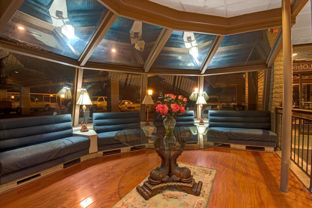 Knights Inn Wheeling - photo 4