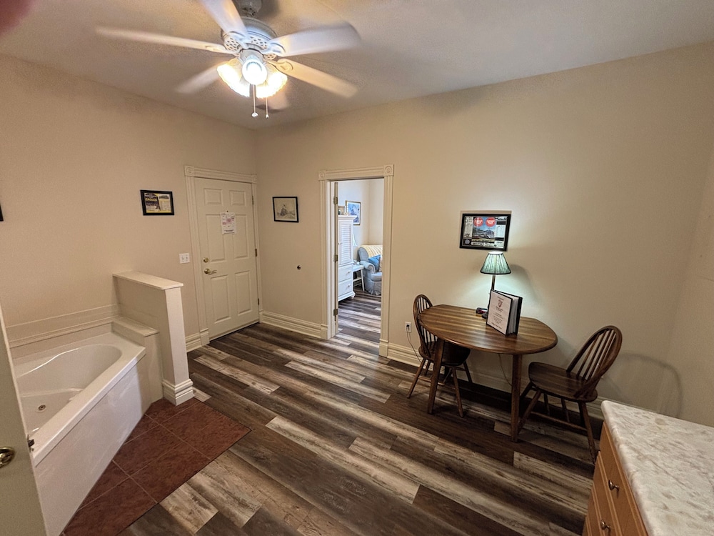 Hermann Crown Suites - photo 174
