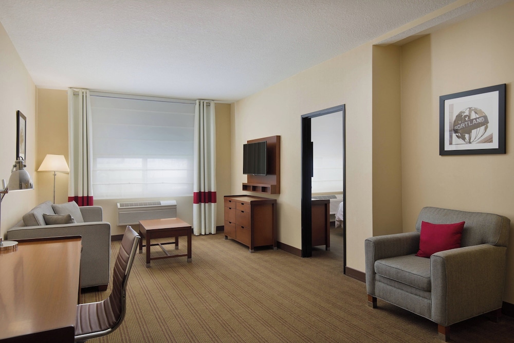Four Points By Sheraton Portland East - photo 15