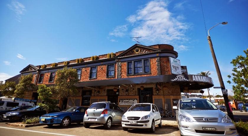 Annandale Hotel - last minute hotel in Sydney
