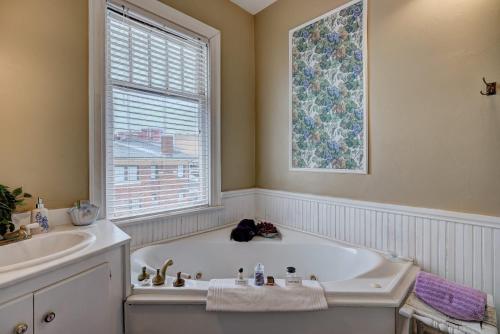 Grandison Inn - photo 37