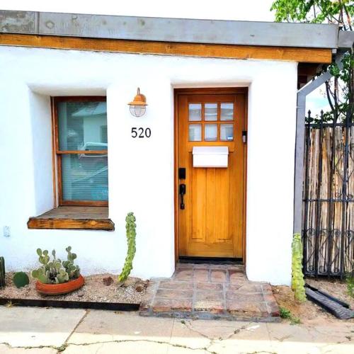 Historic 1900 Adobe Downtown Barrio Retreat — 4-Star Luxury Hotel in Tucson, United States