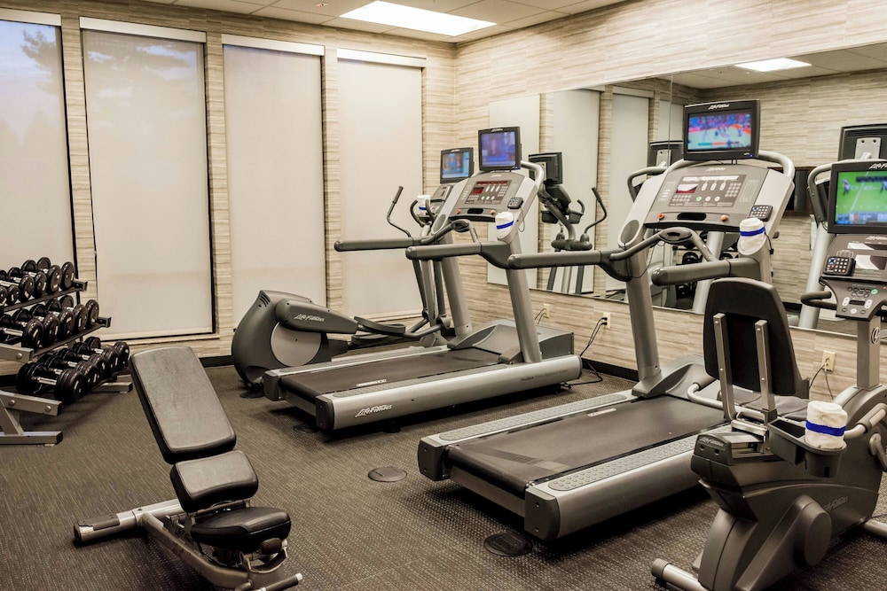 Courtyard Marriott Lafayette - photo 28