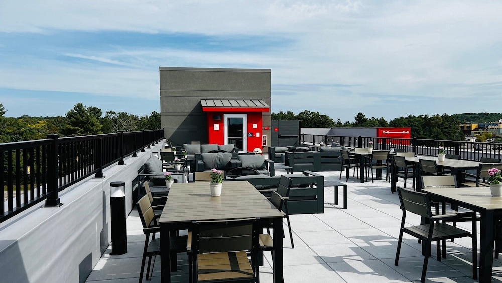 avid hotel Wisconsin Dells Lake Delton by IHG - photo 27