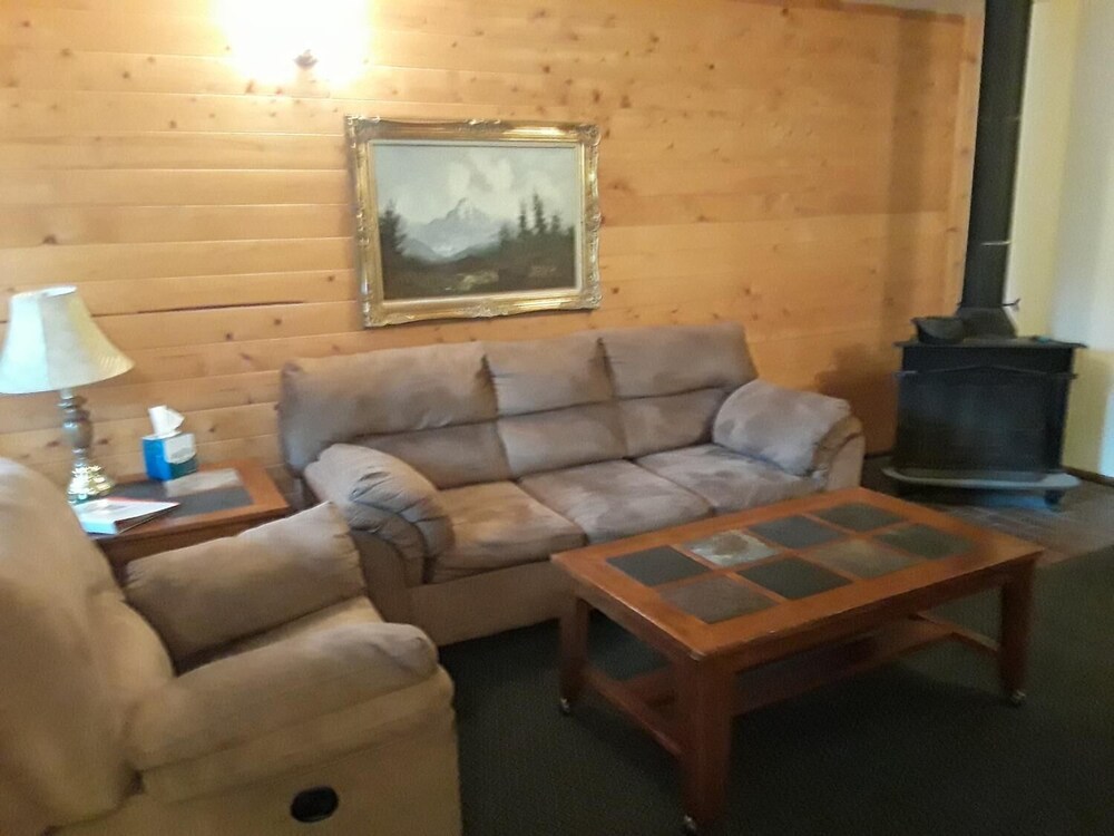 Pinewoods Resort - photo 19