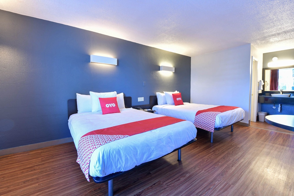 Oyo Hotel Valdosta Ga I 75 - photo 17