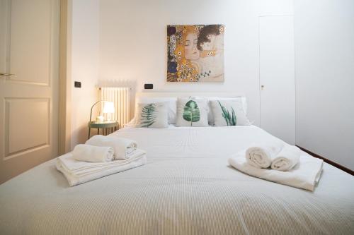 Corte Lotti Charming Loft — 4-Star Luxury Hotel in Pietrasanta, Italy