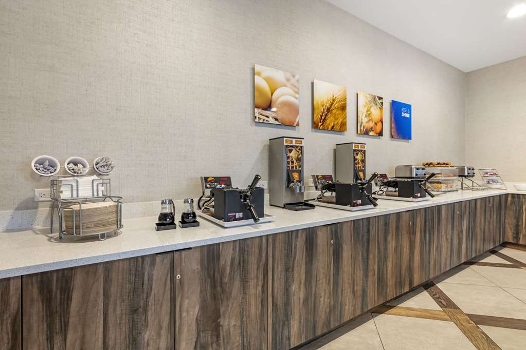 Comfort Inn & Suites Miami International Airport - photo 34