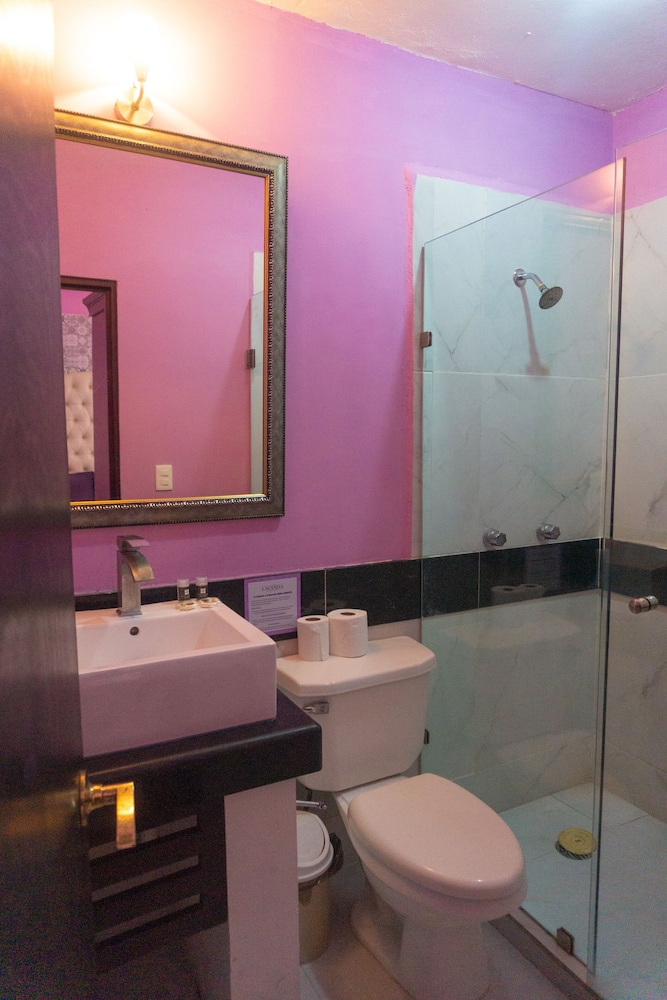 Bathroom shower