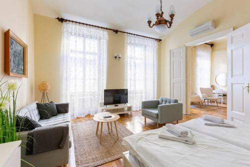 Appartement Bohème Budapest — 4-Star Luxury Hotel in Budapest, Hungary