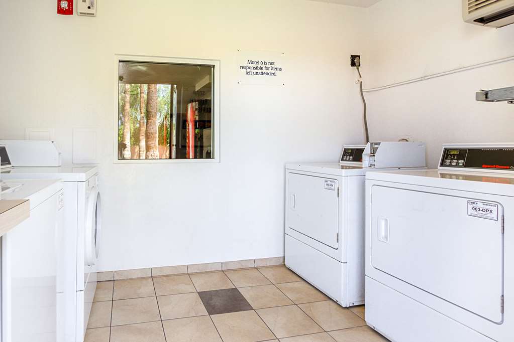 Motel 6 Mesa North - photo 26