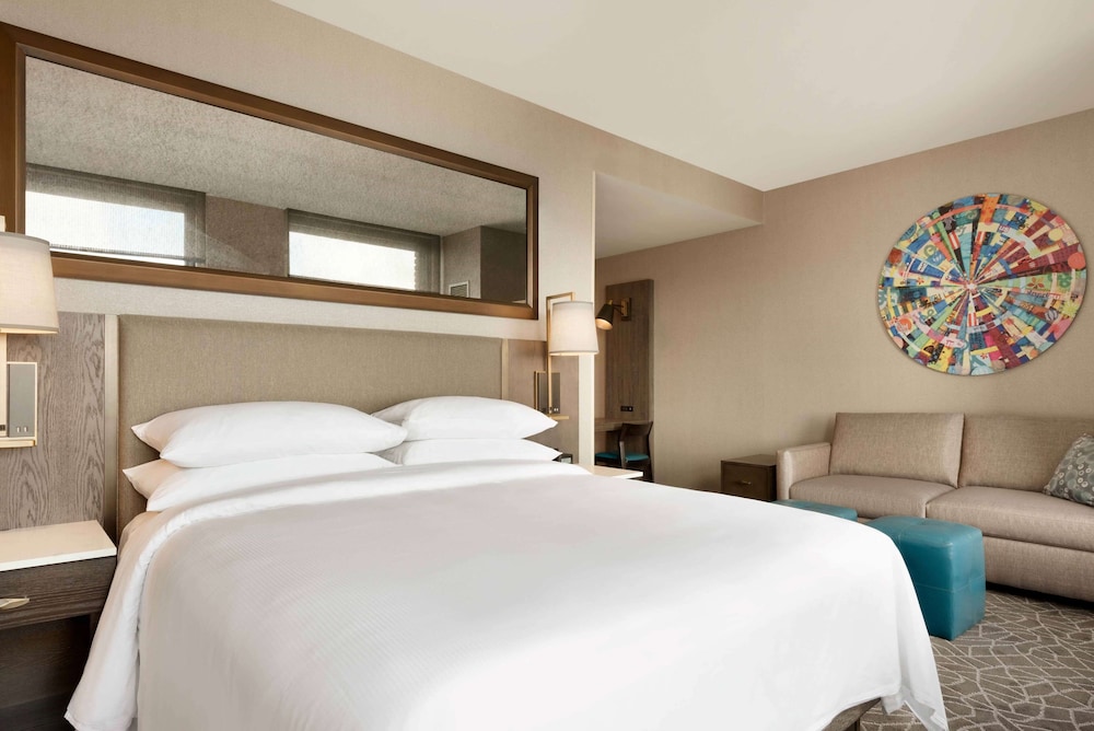Embassy Suites by Hilton Minneapolis Downtown - photo 16
