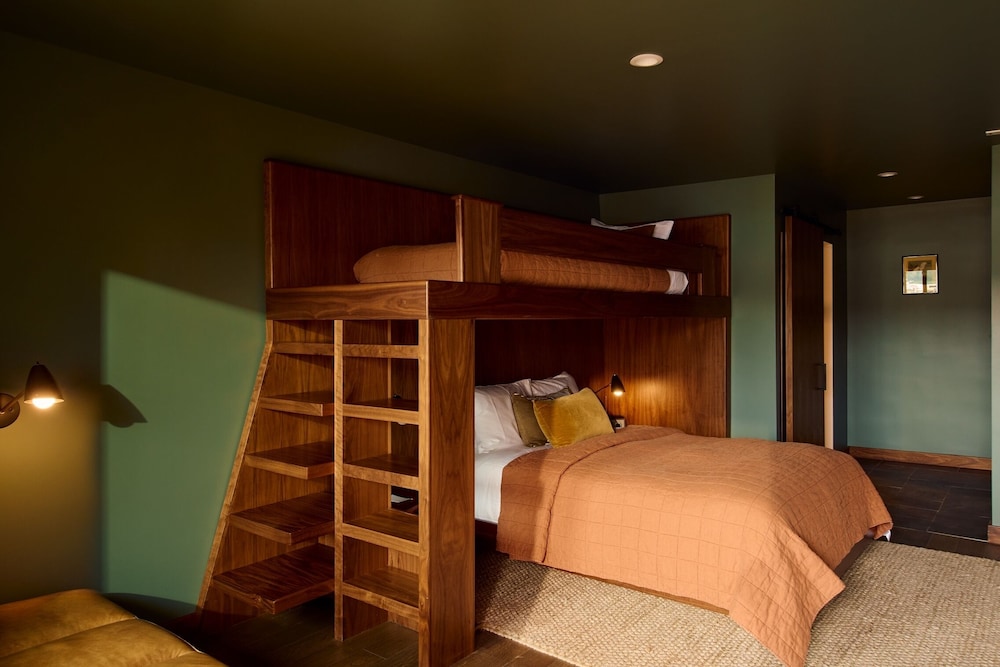 Marina Resort - photo 27