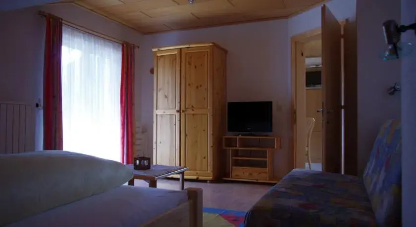 Haus Vallaster — 4-Star Luxury Hotel in Sankt Gallenkirch, Austria
