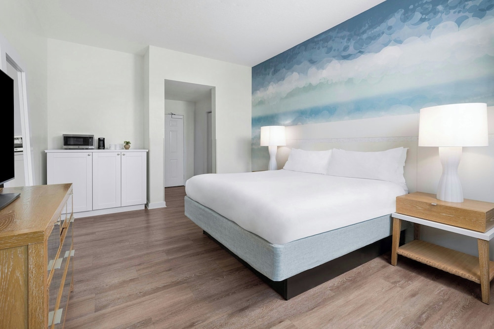 Marriott Vacation Club South Beach - photo 11